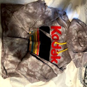 Kodak sweatshirt no holes only been worn a couple times.